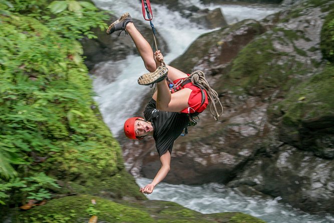 10 in 1 Tour! Zip Lines, Rappels, Tarzan Swing, Waterfalls & More - Tour Requirements and Recommendations