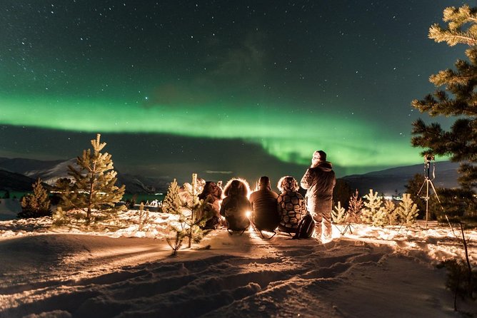 A Journey in Search of the Northern Lights | Photography - Capturing the Moment