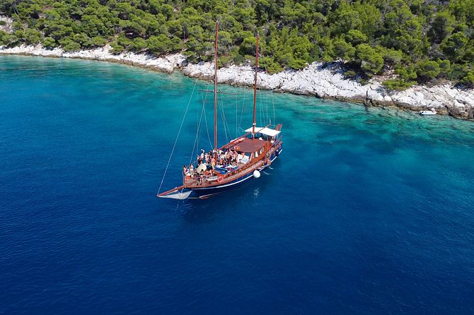 Athens Day Cruise: 3 Islands Tour in the Saronic Gulf With Lunch - Pickup and Meeting Information