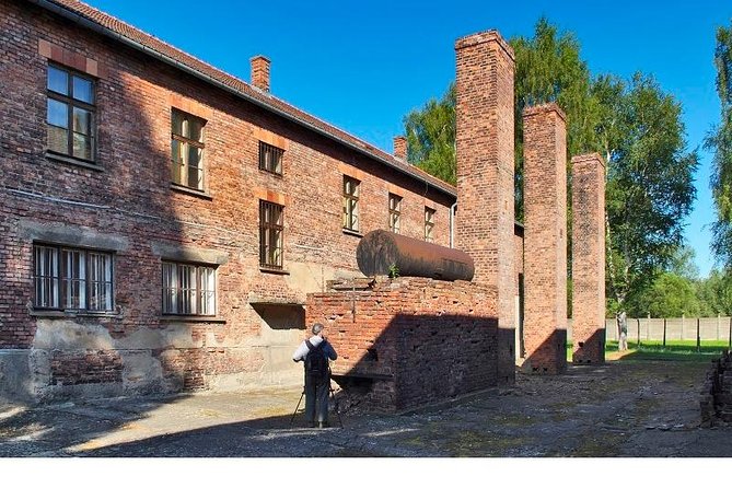 Auschwitz-Birkenau Museum and Memorial Guided Tour From Krakow - Key Features and Inclusions of the Tour