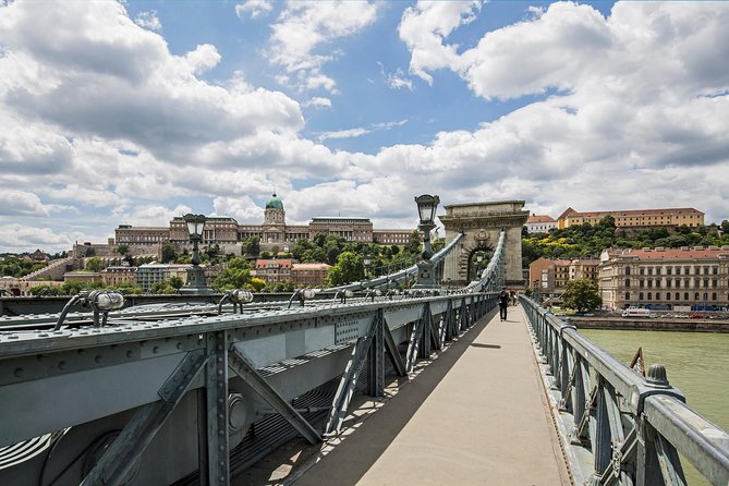 Budapest All in One Walking Tour With Strudel Stop - Tour Overview and Highlights