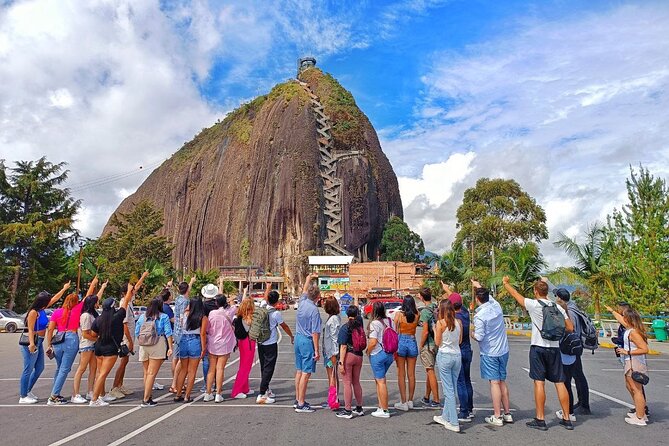 Guatapé Tour: Piedra Del Peñol With Boat Tour, Breakfast, Lunch - Inclusions and Costs