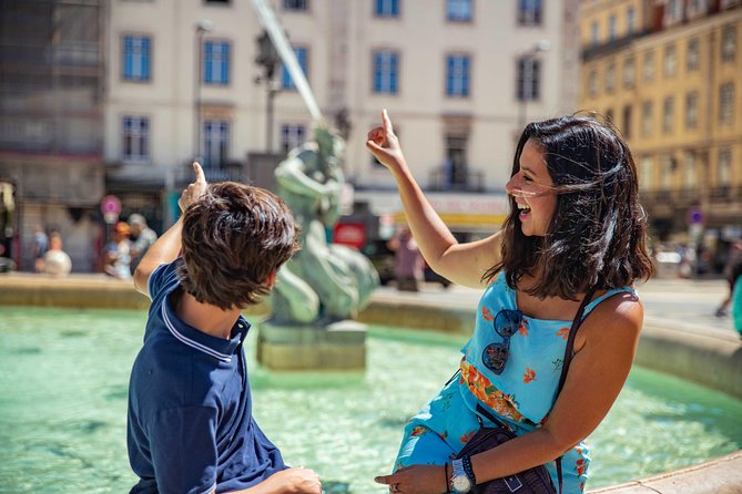 Lisbon PRIVATE TOUR: Highlights & Hidden Gems by VESPA or Foot - Multilingual Local Guide With Personalized Attention