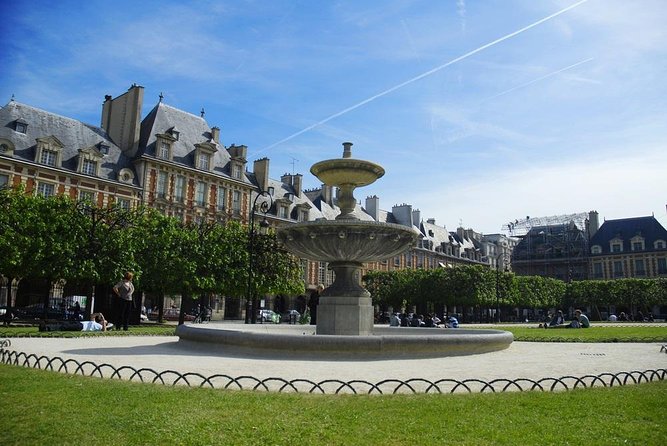 Marais Tour With a Local - Accessibility and Logistics