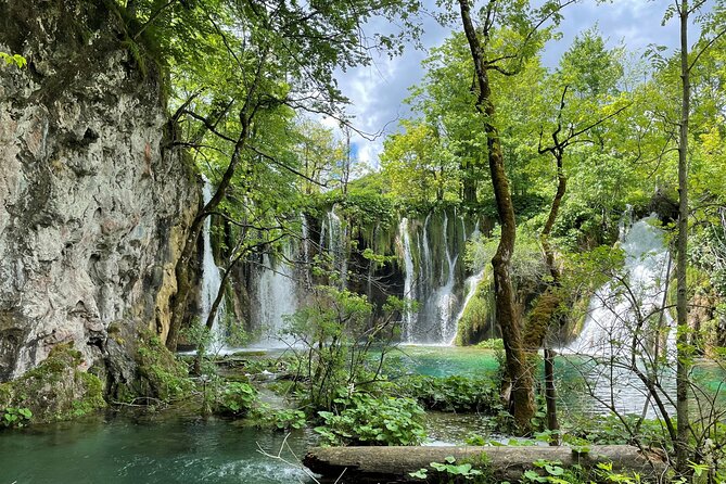 Plitvice Lakes With Ticket & Rastoke Tour From Zagreb - Highlights of the Tour