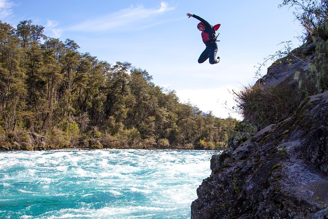 Rafting on the Petrohue River - Meeting and Pickup