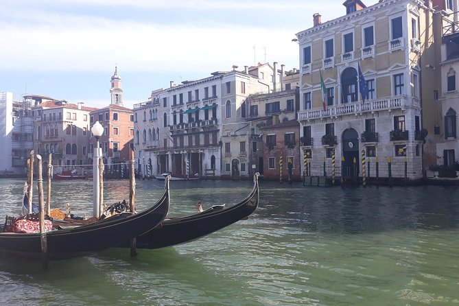 Rialto Market Food and Wine Lunchtime Tour of Venice - Discovering Venetian Tapas and Cicchetti