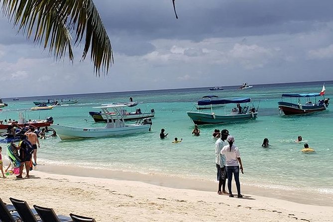 Roatan Day Combo - Exploring the Sloths & Monkey Park