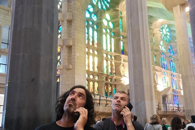 Sagrada Familia, Park Guell & Walking Private Tour With Tapas - Getting to Know Your Local Guide