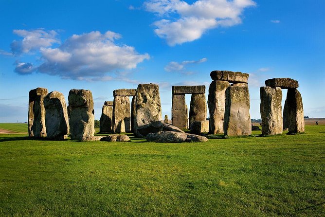 Stonehenge and Bath Tour From London - Itinerary and Highlights