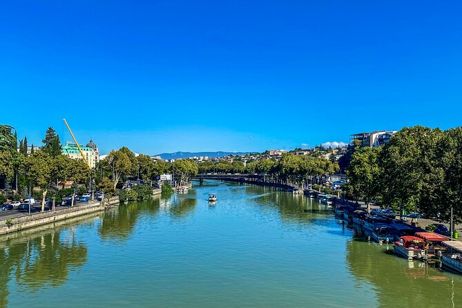 Tbilisi Walking Tour Including Wine Tasting Cable Car and Bakery - Exploring Tbilisis Key Landmarks