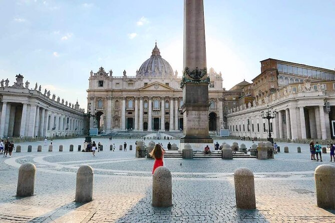 Tour of St Peters Basilica With Dome Climb and Grottoes in a Small Group - Inclusions and Meeting Details