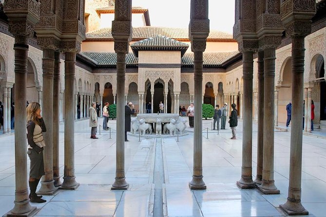 Alhambra Private/Small Group Tour & Nasrid Palaces Skip the Line - Tour Details and Inclusions