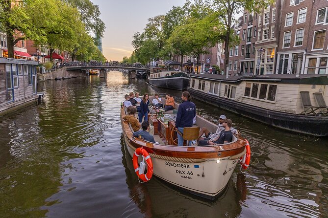 Amsterdam: 2-Hour Canal Cruise Incl. Drinks & Dutch Snacks - Meeting and End Points