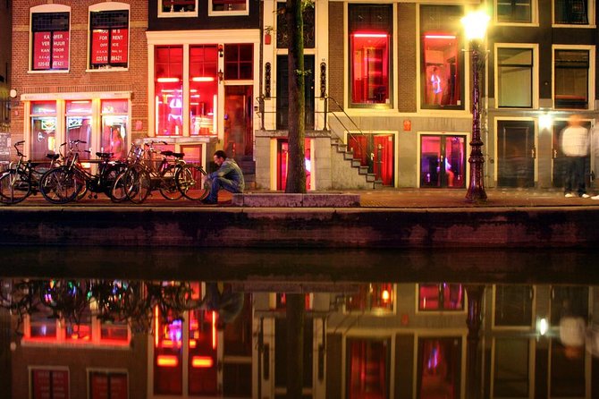 Amsterdam Red Light District and Coffee Shop Tour - Tour Experience and Reviews