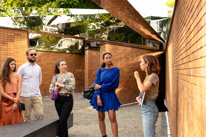 Anne Frank Guided Walking Tour Through Amsterdams Jewish Quarter - Tour Structure and Experience