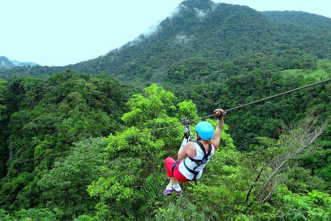 Arenal 12 Zipline Cables Experience Fly Over La Fortuna Waterfall - Meeting and Pickup Details