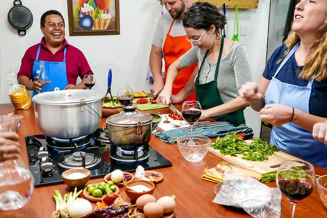 Authentic Guatemalan Cooking Class in Antigua - Class Structure and Capacity