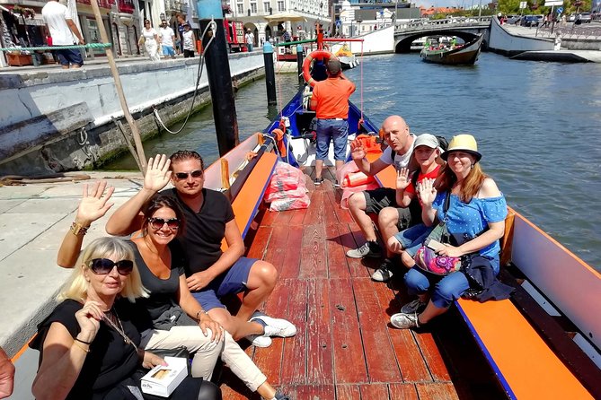 Aveiro and Costa Nova Half Day Tour From Porto With Boat Ride - Itinerary and Highlights