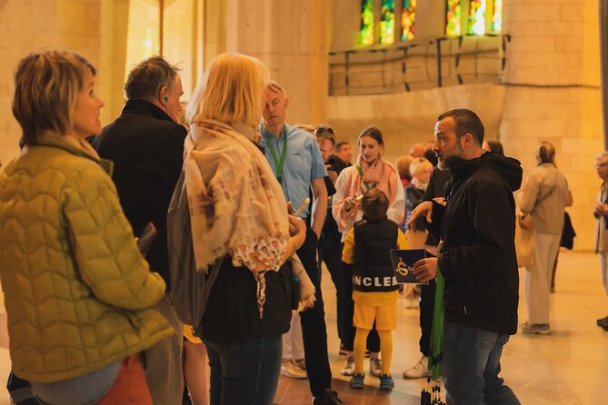 Barcelona: Sagrada Familia Skip-the-Line Guided Tour & Tickets - Accessibility and Security