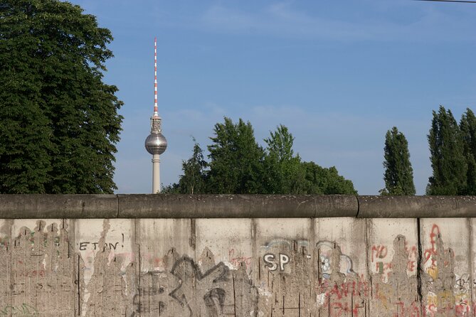 Berlin Third Reich and Cold War 2-Hour Walking Tour - Uncovering the Mysteries of Hitlers Bunker