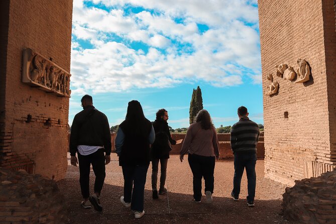 Colosseum, Forum, and Palatine Hill Guided Tour - Discovering Palatine Hill