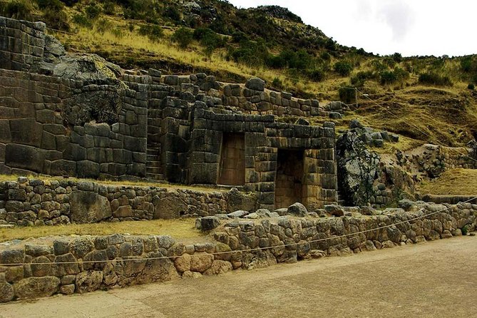 Cusco City Tour Four Ruins Half-Day Tour - Discovering Qenko, Puca Pucara, and Tambomachay