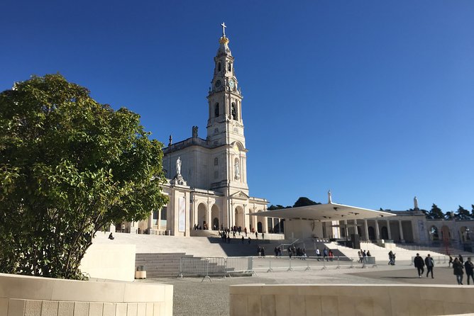 Divine Fátima Full Day Private Tour From Lisbon - Guide Experience & Feedback