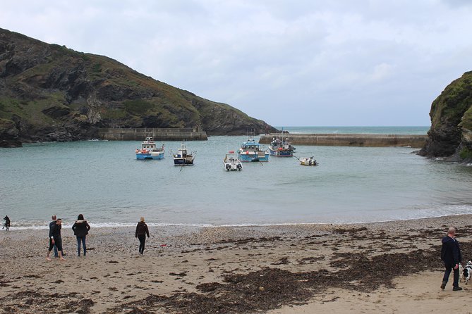 Doc Martin Tour in Port Isaac, Cornwall - Behind the Scenes: Uncovering the Shows Secrets