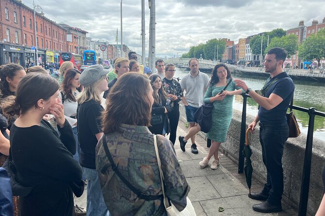 Dublin Highlights and Hidden Gems Guided Walking Tour - Tour Experience