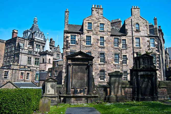 Edinburgh Darkside Walking Tour: Mysteries, Murder and Legends - Calton Hill