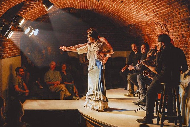 Essential Flamenco: Pure Flamenco Show in the Heart of Madrid - Intimate and Authentic Setting