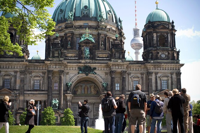 Explore Berlins Top Attractions 3-hour English Walking Tour - Accessibility and Group Size