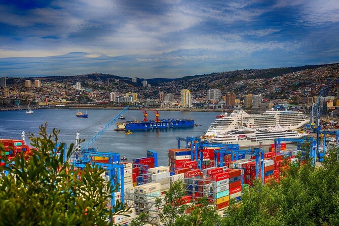 Full Day Guided Tour Viña Del Mar and Valparaíso From Santiago - Transportation and Accessibility