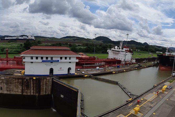 HALF-DAY City and Panama Canal Tour: Shared or Private - Accessibility and Additional Information