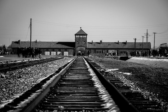 Krakow to Auschwitz-Birkenau Guided Tour With Ticket and Pickup - Meeting Point Options