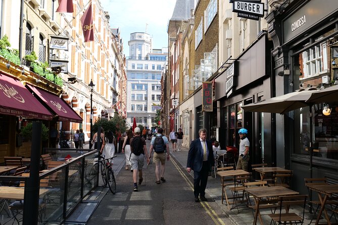 London Classic Landmarks Bike Tour With Local Guide - What to Expect on the Bike Tour