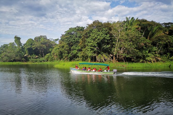 Ocean to Ocean Panama Canal and Jungle Tour - Meeting and Pickup Details