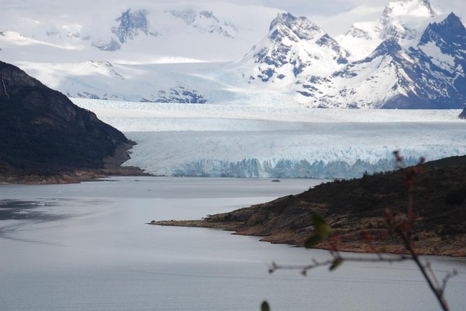 Perito Moreno Glacier Full Day Tour With Navigation - Walkway Perspectives