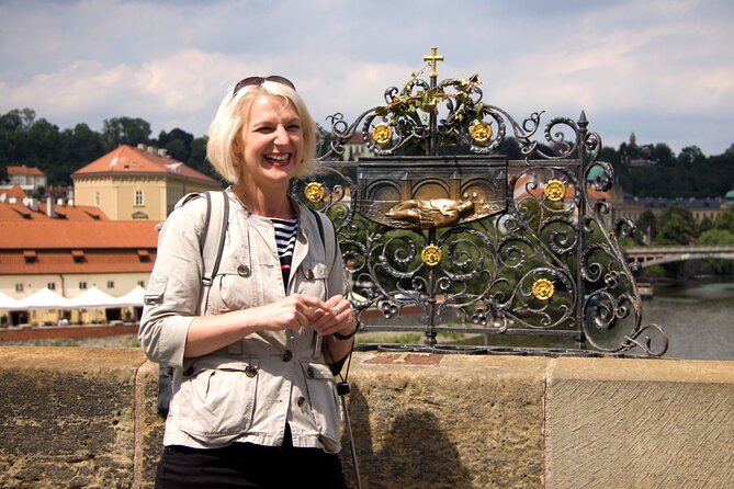 Prague Guided Walking Tour and Cruise With Authentic Czech Lunch - Activities Included