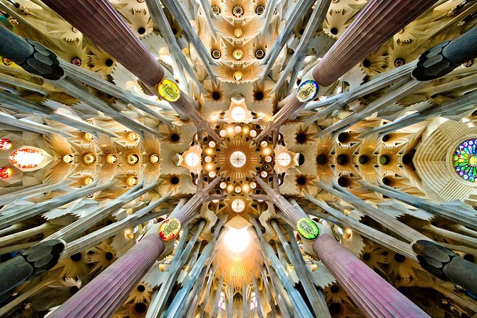 Sagrada Familia & Barcelona Small Group Tour With Hotel Pick-Up - Customer Reviews and Ratings