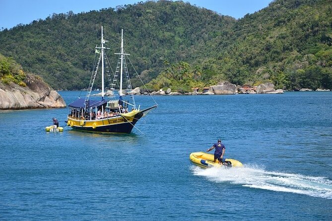 Schooner Tour With Lunch on Board by PARATY TOURS - Customer Feedback and Experience