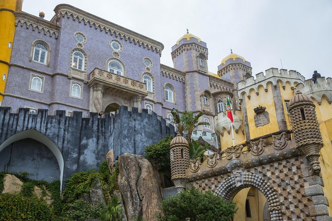 Sintra and Cascais Small-Group Day Trip From Lisbon - Booking and Cancellation Policy