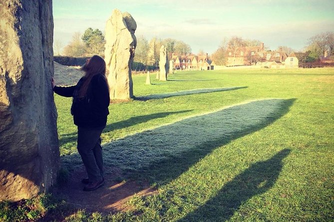 Stonehenge, Avebury,Cotswolds. Small Group Day Tour From Bath - Visiting Silbury Hill and Cherhill White Horse