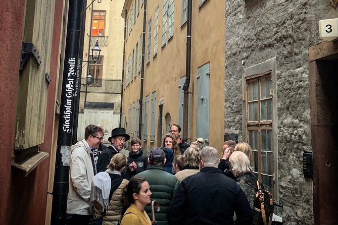 The Original Stockholm Ghost Walk and Historical Tour - Gamla Stan - Balancing History, Sensory Experiences, and Ghost Stories