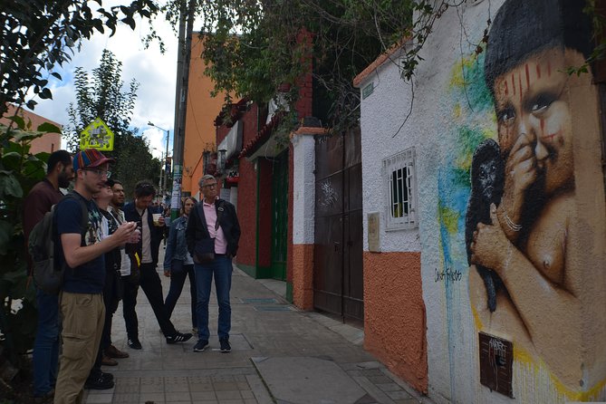 Walking Tour in La Candelaria Bogotá - Local Market Discoveries