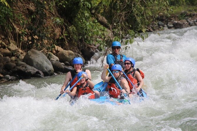 Whitewater Rafting Savegre Class II-III Plus Waterfall Manuel Antonio - Safety and Peace of Mind