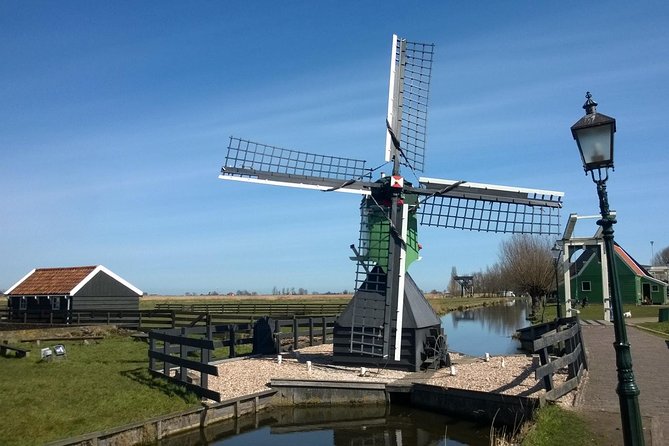 Zaanse Schans Windmills, Clogs and Dutch Cheese Small-Group Tour From Amsterdam - Clog-Making Demonstration