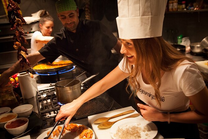 Barcelona Interactive Spanish Cooking Experience - Accessibility and Accommodations