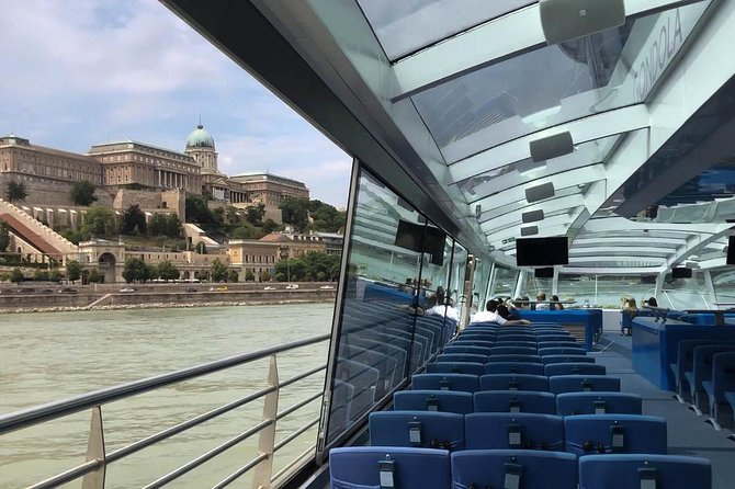 Budapest Danube Sightseeing Cruise With Drink and Audio Guide - Positive Highlights